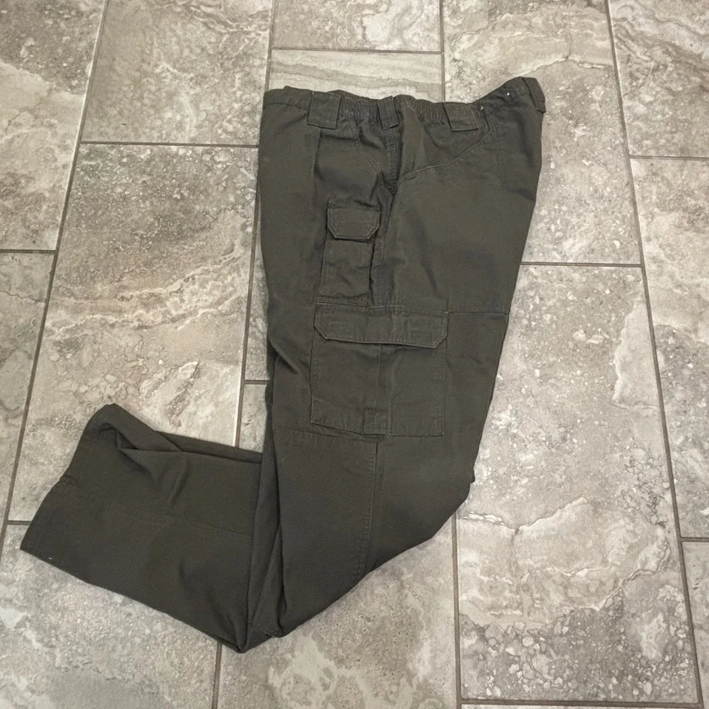 5.11 Tactical Series Mens 40x36 Cotton Canvas Cargo Pants Tundra Green 74251